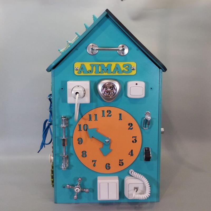 Бизиборд Домик 50х30 см со светом мятный с часами фото