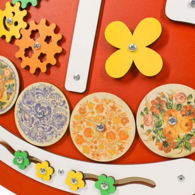 Бизиборд Алёнушка в русском народном костюме, развивающая панель