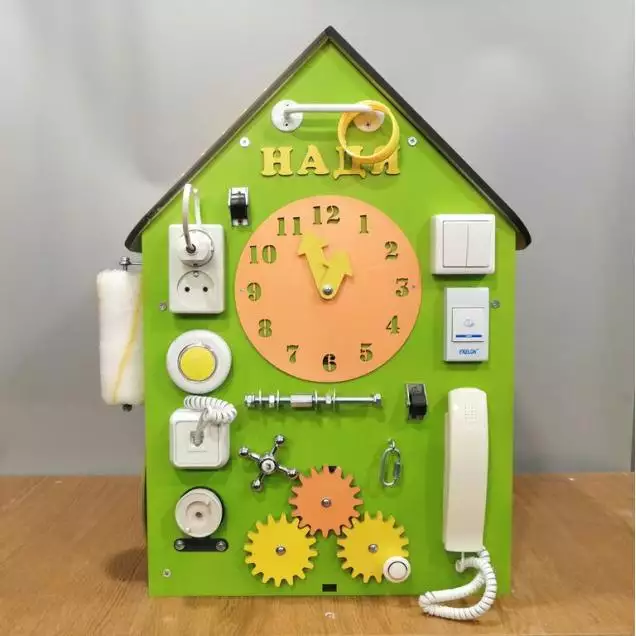 Бизиборд Домик 60х40 см со светом салатовый