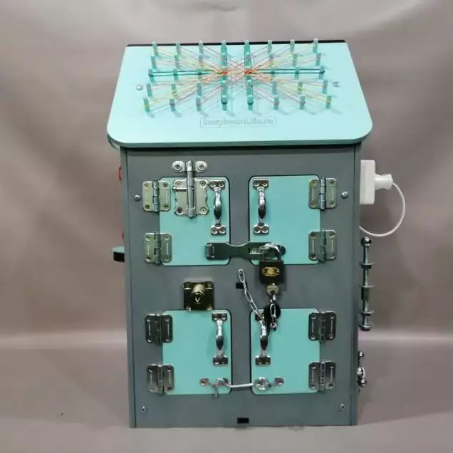 Бизиборд Домик 50х30 см со светом серый