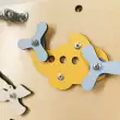 Развивающая панель бизиборд прямоугольный с паровозиком фото